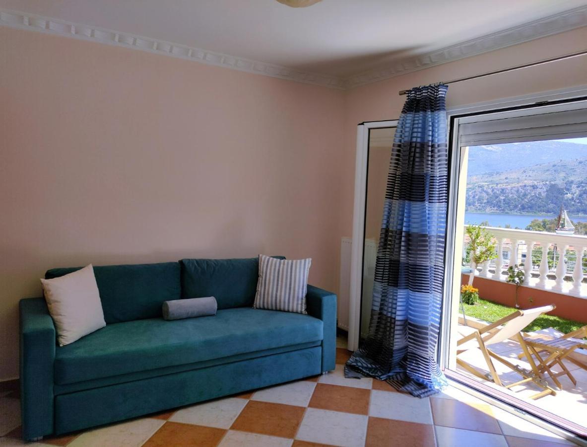 Blue Lagoon Luxury Apartment B2 أرغوستولي المظهر الخارجي الصورة