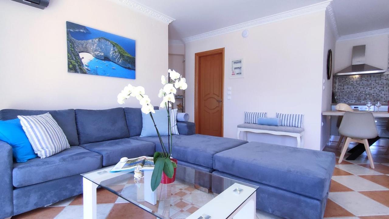 Blue Lagoon Luxury Apartment B2 أرغوستولي المظهر الخارجي الصورة